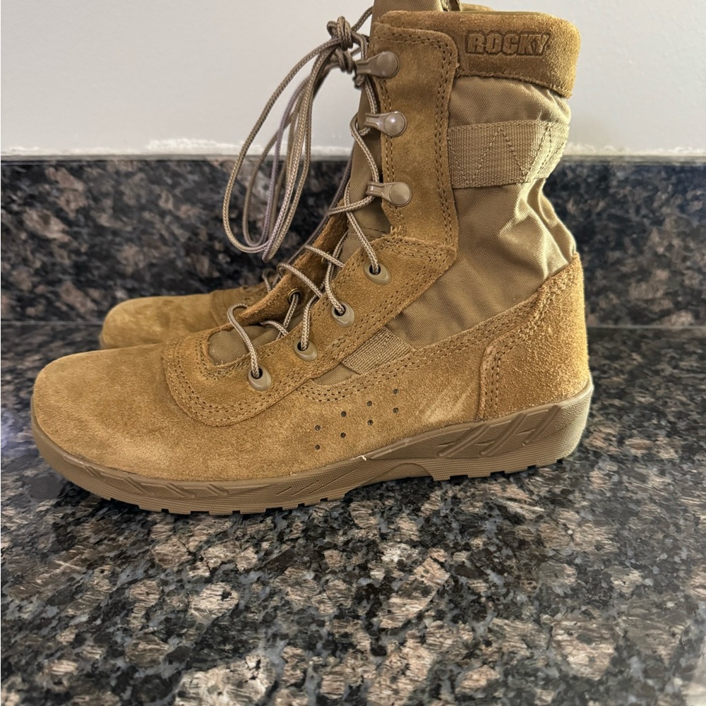 Rocky Men's‎ Sz  6.5 Lady 8. 8”C7 Lightweight tactical Military Boot- RKC065